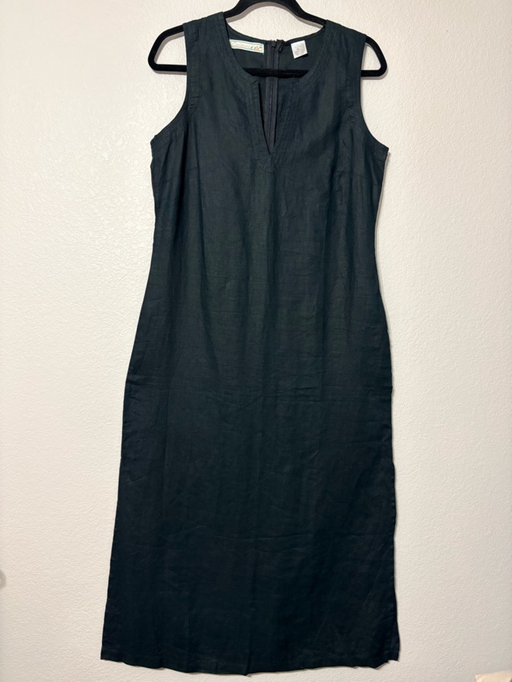 Classic Sleeveless Black Linen Midi Dress V Neck Side Slits Back Zip. 10